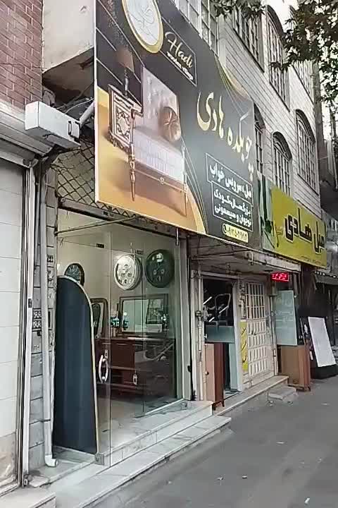 تخت کمدکنسول و میز غذاخوری مبل تشک اینه قدی|مبلمان خانگی و میز عسلی|هشتگرد, هشتگرد قدیم|دیوار
