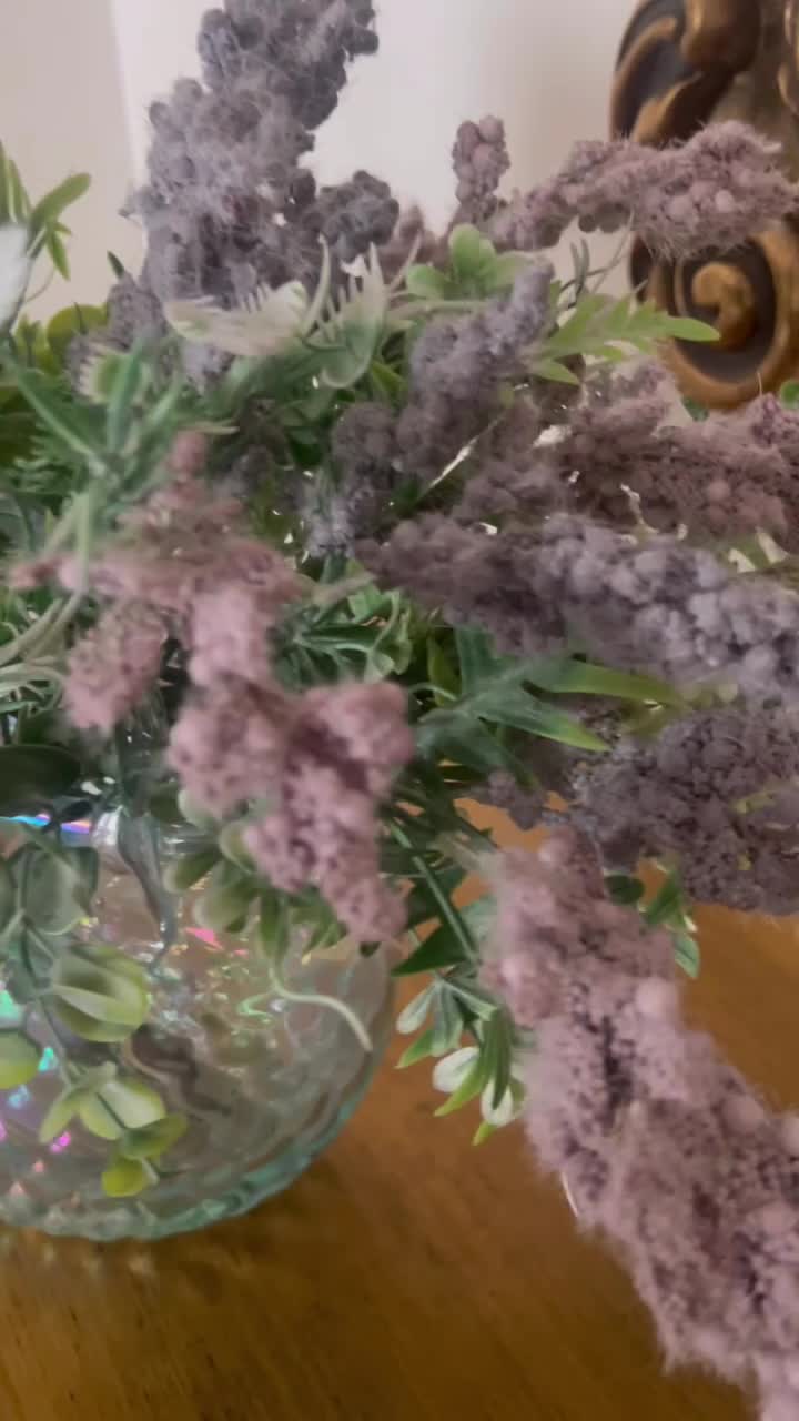 گل وگلدان|گل مصنوعی|تهران, آبشار تهران (دریاچه)|دیوار