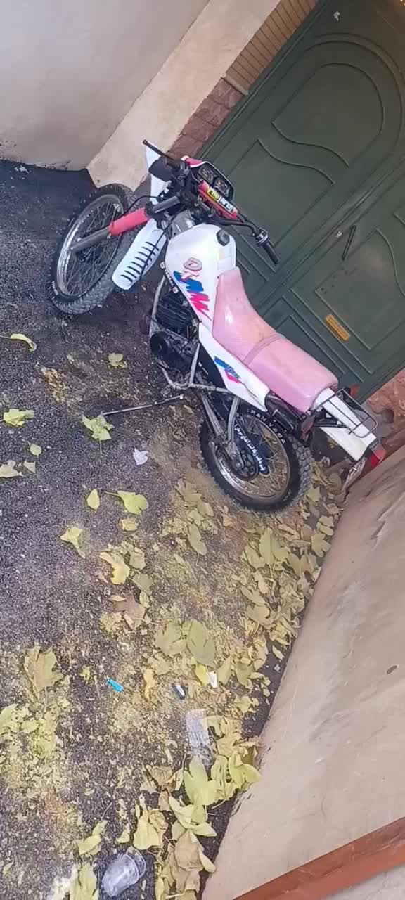 دی تی درحد|موتورسیکلت|فلاورجان, |دیوار