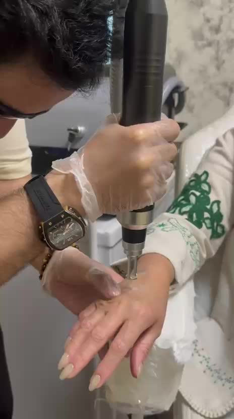 کلینیک زیبایی خیابان ادب|خدمات آرایشگری و زیبایی|سنندج, |دیوار