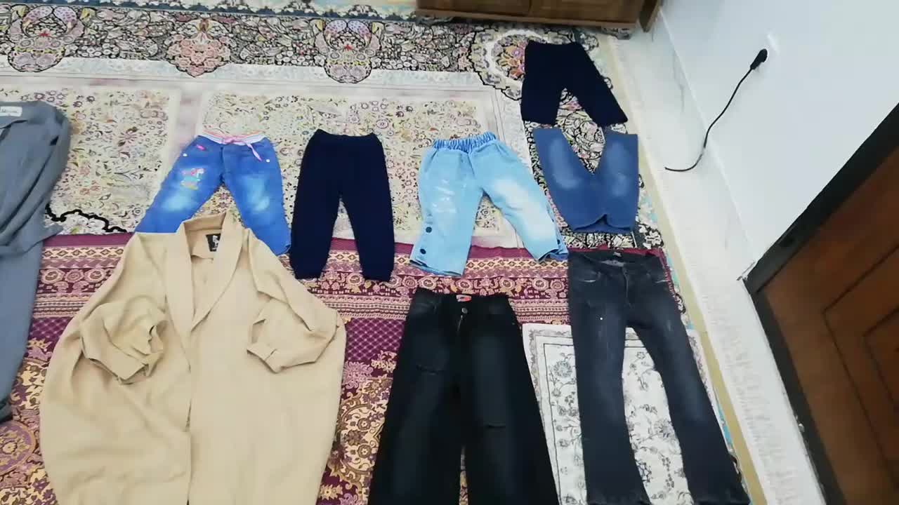 لباس ها هر چی بخوای|لباس|شیروان (خراسان), |دیوار