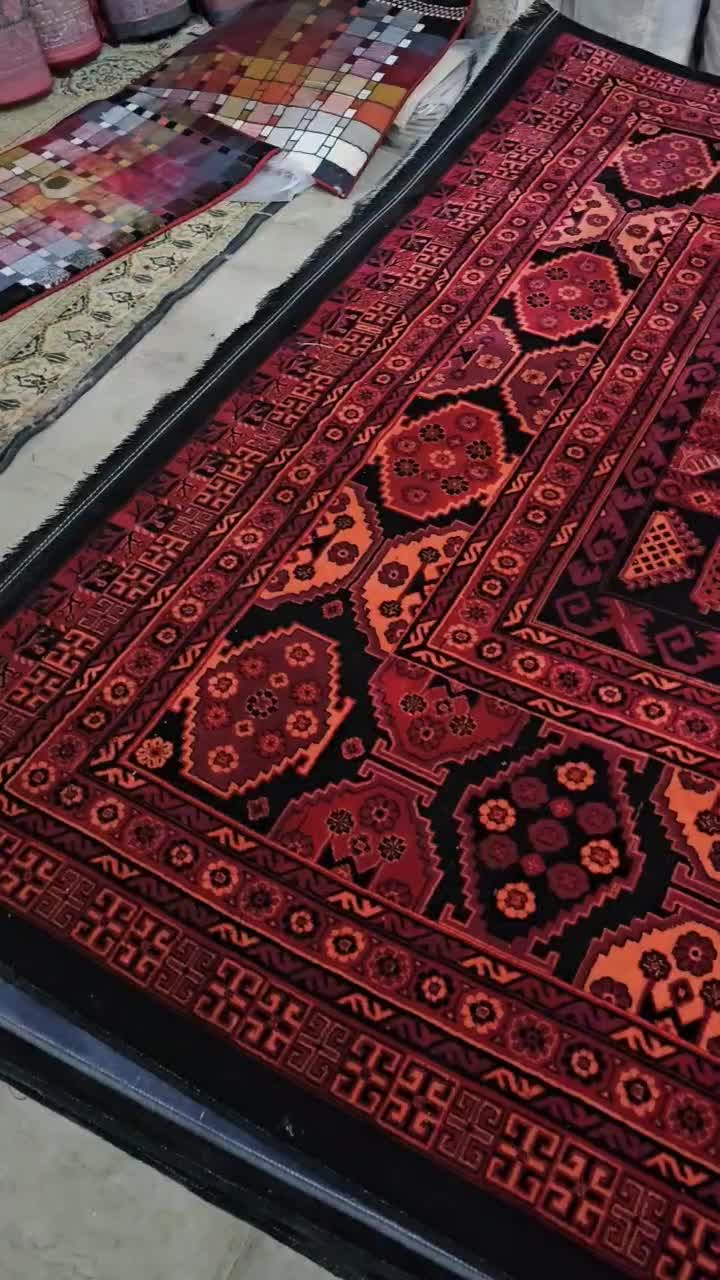 انواع فرش ۷۰۰ شانه(تخفیف تا روز پدر) اقساطی ویژه|فرش|کاشان, امیرکبیر|دیوار