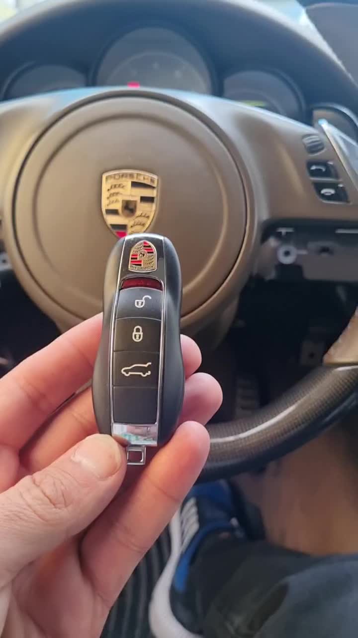 کلیدسازی سیار کلید ریموت نو استوک خودرو خارجی|خدمات پیشه و مهارت|اصفهان, خرم|دیوار