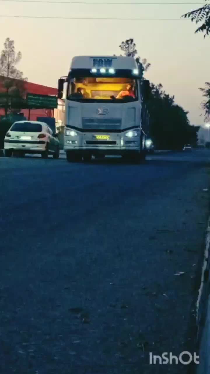 فاو 1401|خودرو سنگین|خرمآباد, |دیوار