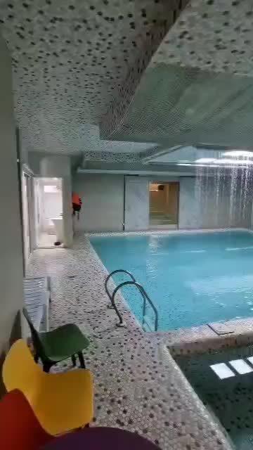 ویلا استخر دار جکوزی (استخر موزیکال)|اجارهٔ کوتاهمدت ویلا و باغ|رشت, دیلمان|دیوار