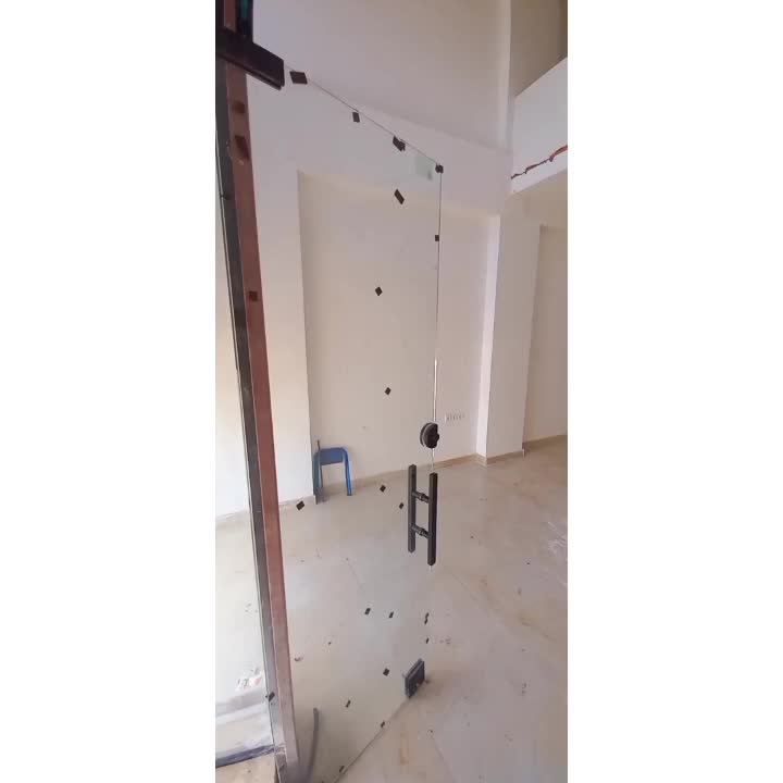 مغازه ۵۲ متر بالکن و سرویس|اجارهٔ مغازه و غرفه|رشت, گلباغ نماز|دیوار