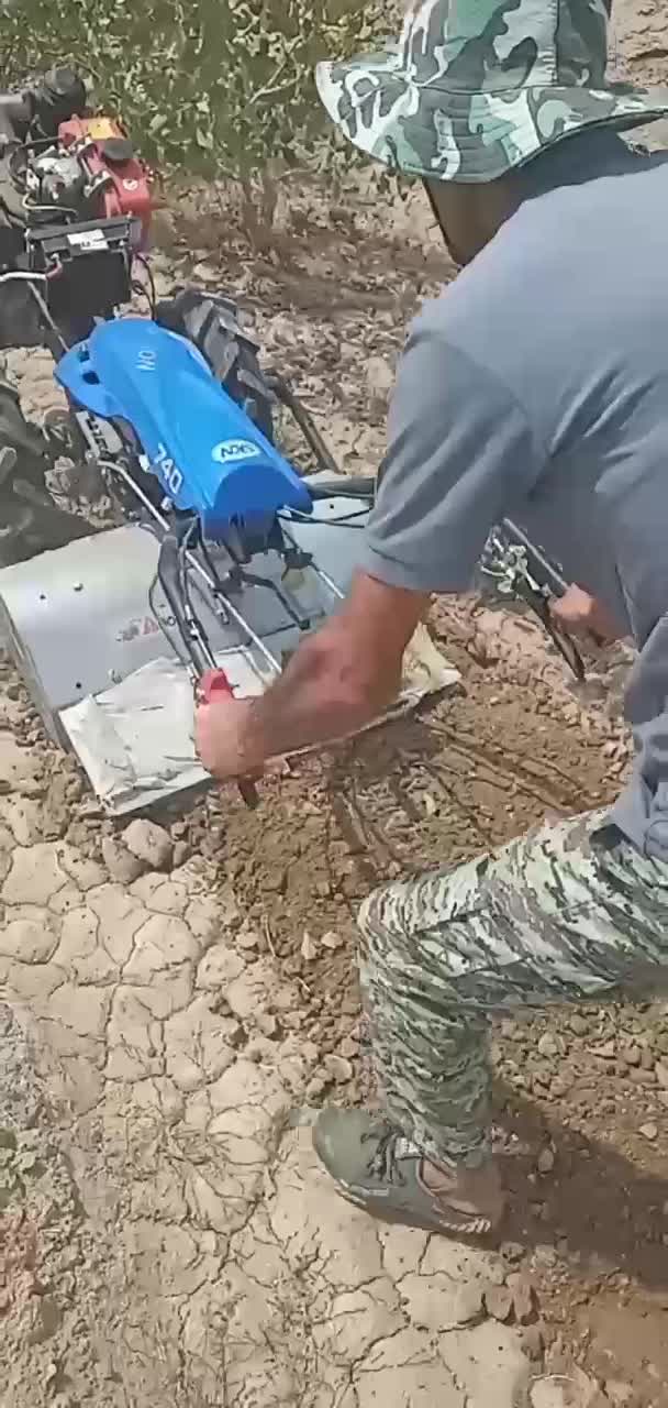 تیلر دروگر|خودرو سنگین|بافق, |دیوار