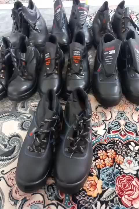 کفش ایمنی|کیف، کفش، کمربند|چاهک, |دیوار