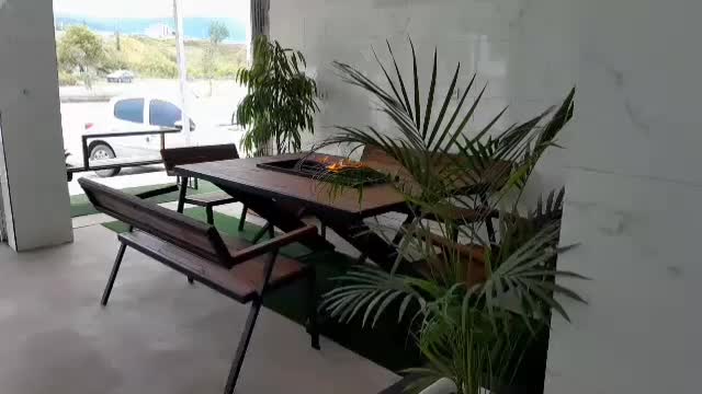 میز اتشدان و صندلی. نیمکت|میز و صندلی غذاخوری|چالوس, |دیوار