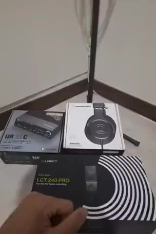 میکروفون استودیوییLCT240PRO کارتصداUR22C هدفونM20x|آلات موسیقی|تهران, فردوس|دیوار