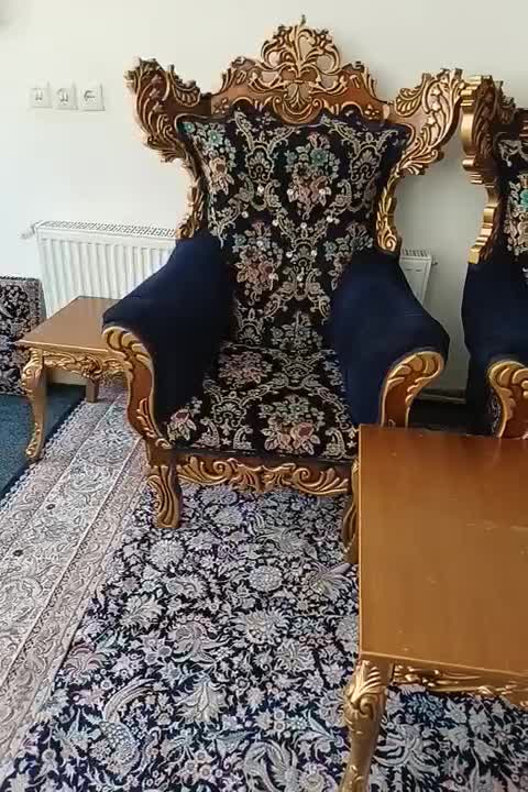 مبل سلطنتی ۹نفره باجلومبلی ۱۲۰۰۰۰۰۰ملوین|مبلمان خانگی و میز عسلی|مریوان, |دیوار