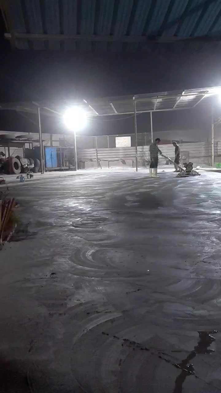 بتن ریزی کف با ماله پروانه‌ای تخصصی|خدمات پیشه و مهارت|شهرکرد, |دیوار