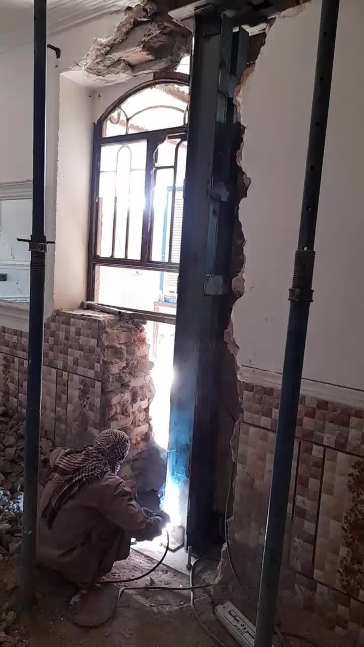 تخریب ساختمان باپیکور جوشکاری پل ستون بنا|خدمات پیشه و مهارت|زاهدان, |دیوار