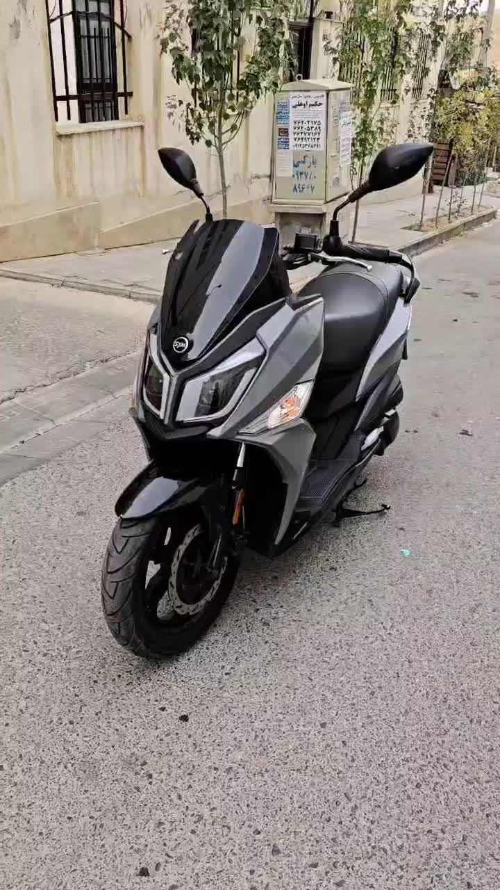 گلکسی j200 رنگ ناردونی|موتورسیکلت|تهران, علم و صنعت|دیوار