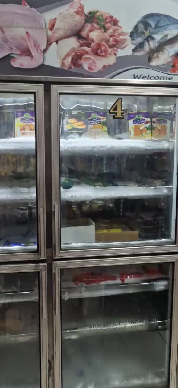 فریزر ایستاده ۴ درب در حد نو|فروشگاه و مغازه|ساری, |دیوار