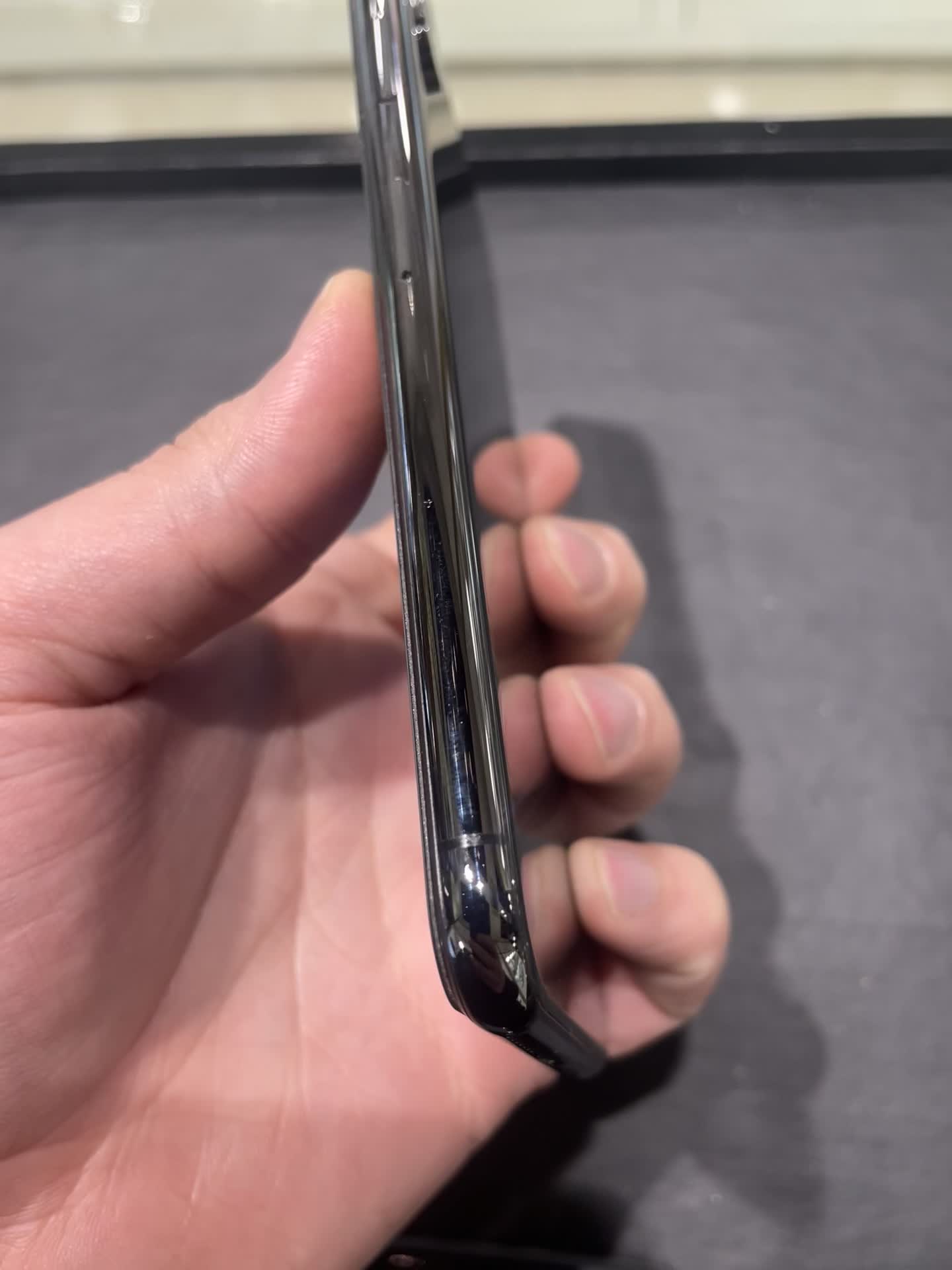 XS MAX|موبایل|اصفهان, باغ زرشک|دیوار