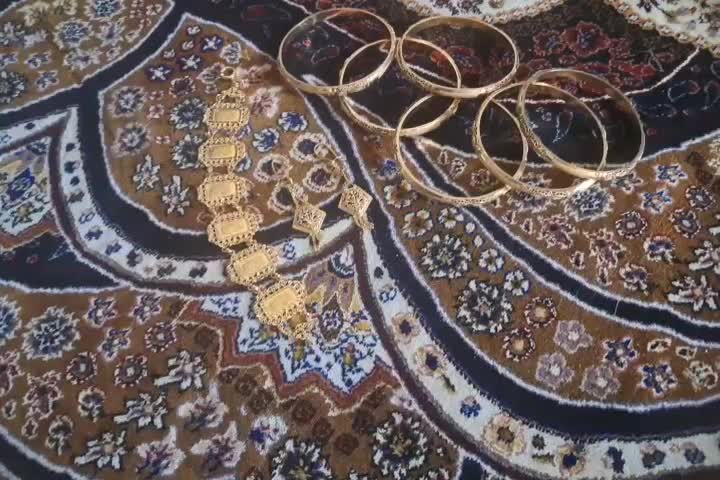 طلا|جواهرات|چرام, |دیوار