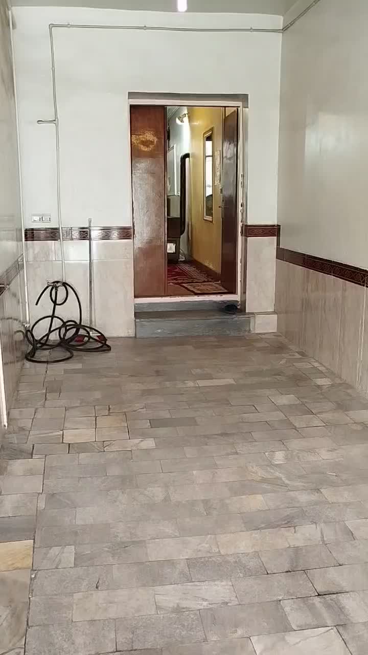 منزل سوییت دربست حیاطدار پارکینگ 4عدد 210متر|اجارهٔ کوتاه‌مدت آپارتمان و سوئیت|همدان, |دیوار