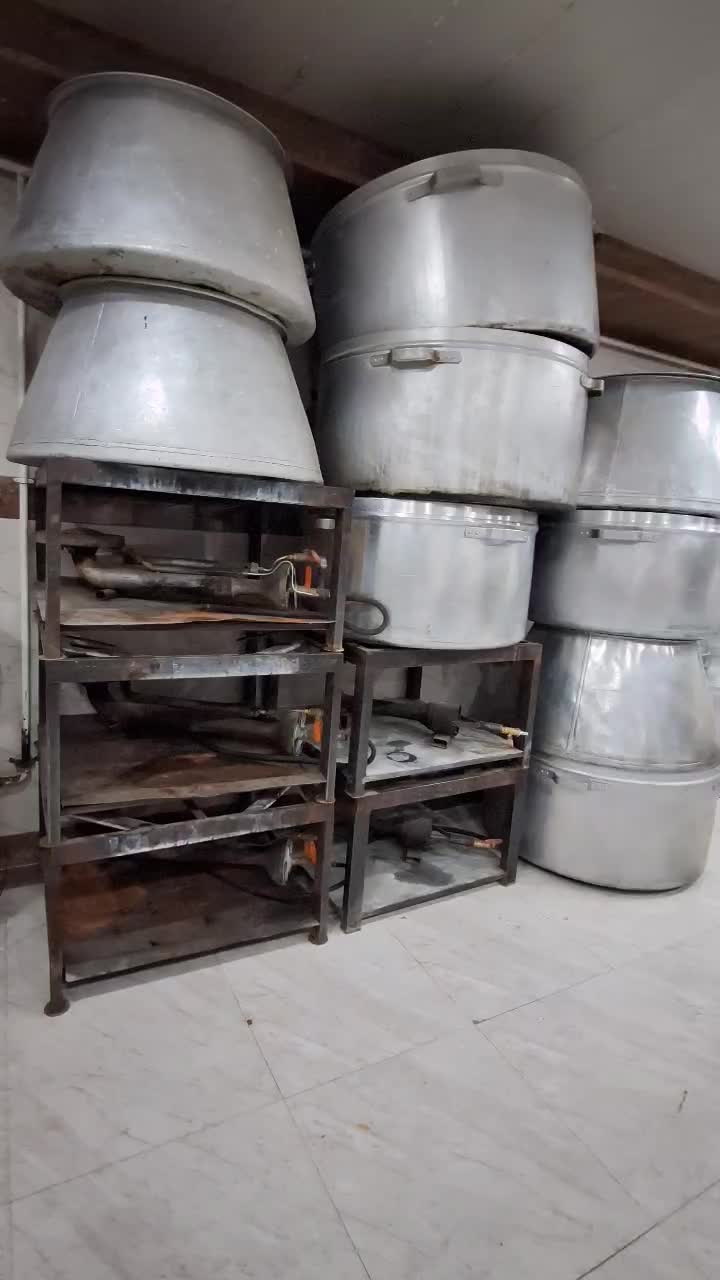 ظروف بزرگ آشپزخانه|ظروف پختوپز|پیرانشهر, |دیوار