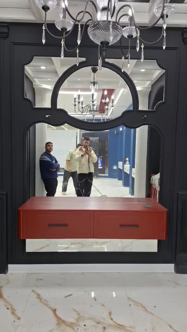 آینه قدی|آینه|قم, شاه ابراهیم|دیوار