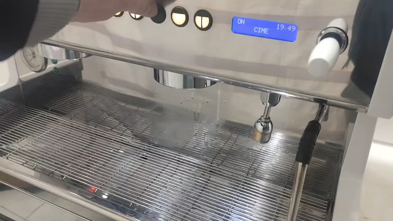 دستگاه قهوه ساز صنعتی|سماور، چایساز، قهوهساز|بروجن, |دیوار