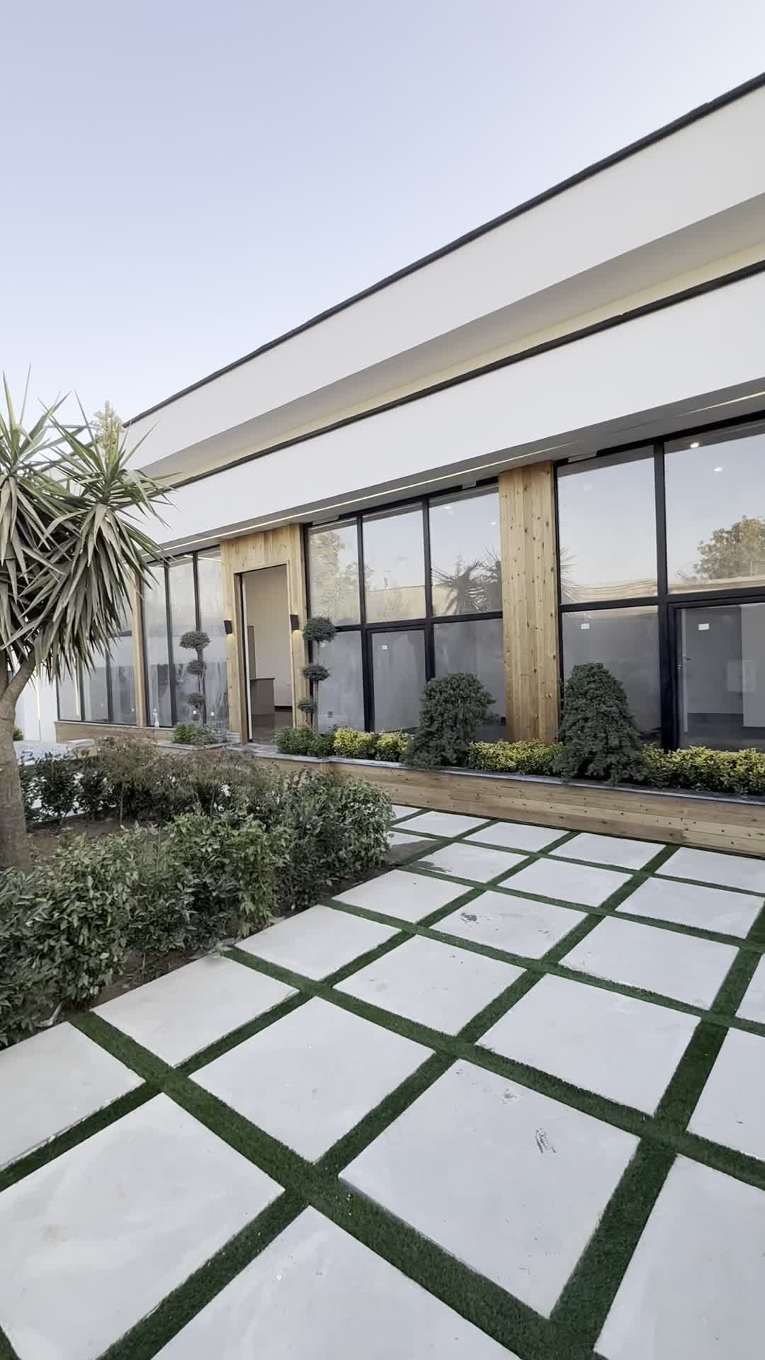 ویلا تهراندشت کردا*ن سهیلیه چهارباغ اقساط دنج نقلی|فروش خانه و ویلا|تهران, لاله زار|دیوار