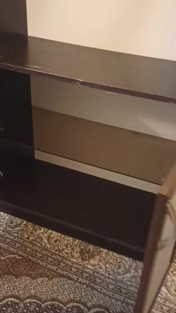 یک عدد کمد بوفه شیشه ای|جاکفشی، کمد، دراور|تبریز, |دیوار