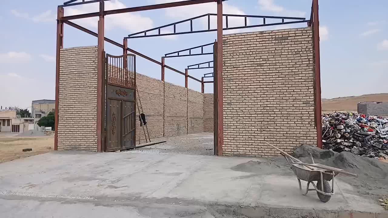 گاراژ ۲۱۰ متری بر خیابان ۲۴ متری در شهرک پیری|فروش زمین و ملک کلنگی|کرمانشاه, |دیوار