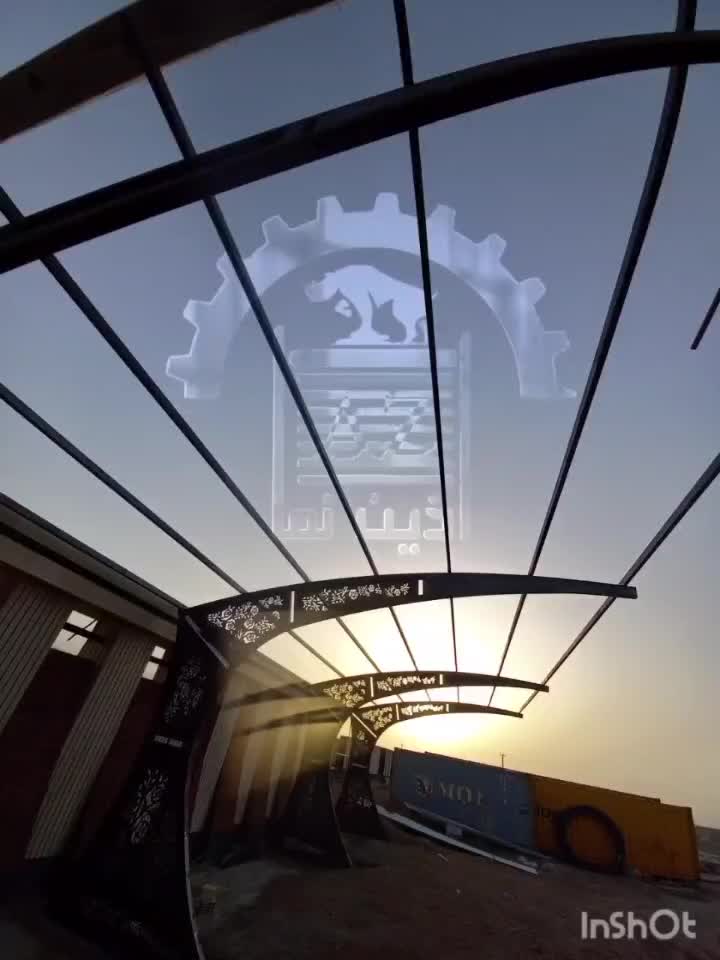 کارگاه درب و پنجره سازی دهقان (آذین نما)|خدمات پیشه و مهارت|یزد, |دیوار