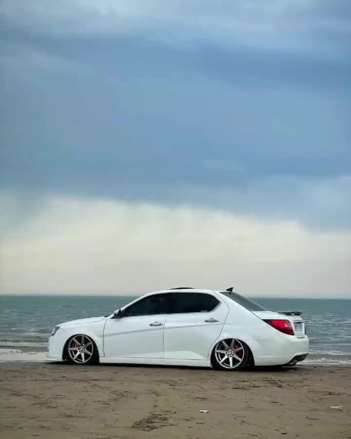 دنا پلاس اسپرت...مشاور و خرید تصادفی و چپی|خودرو سواری و وانت|سیرجان, |دیوار