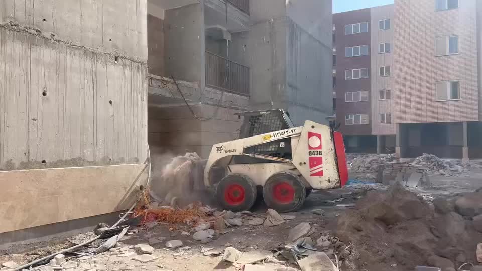 فروش بابکت|خودرو سنگین|قم, پردیسان|دیوار