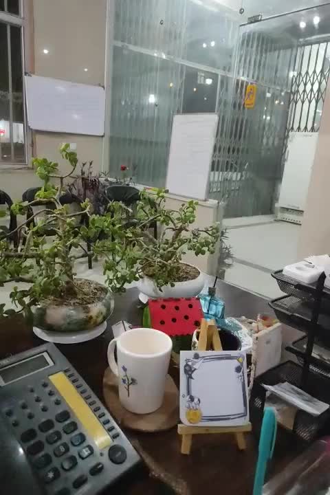 رهن و اجاره مغازه چهل متری در محله سی۱|اجارهٔ مغازه و غرفه|فولادشهر, C1|دیوار