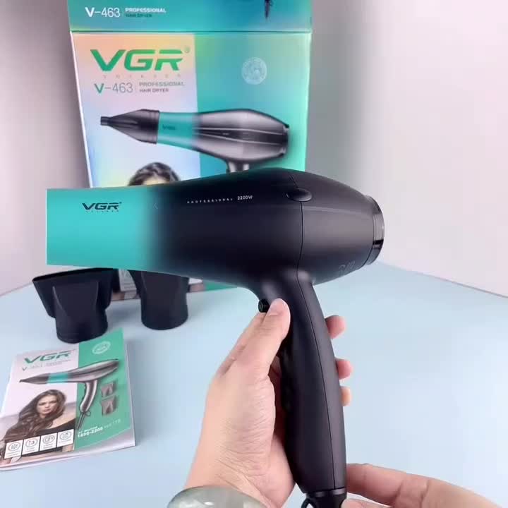 سشوار پرقدرت سالنی و خانگی vgr وی جی ار|آرایشی، بهداشتی، درمانی|تهران, منیریه|دیوار