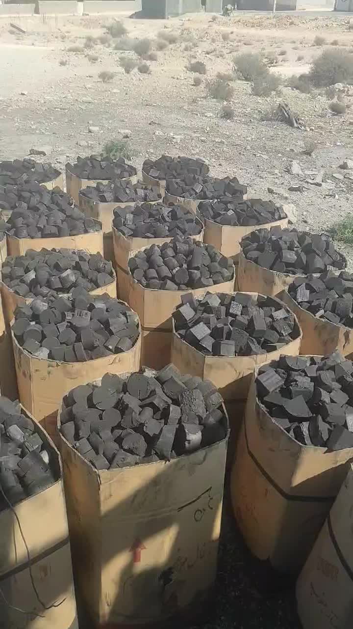 فروش انواع زغال سنتی و صنعتی|عمده‌فروشی|شیراز, شاهچراغ|دیوار