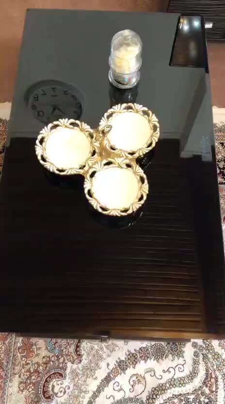 میز جلو مبلی و ۴عدد عسلی|مبلمان خانگی و میز عسلی|رشت, لاکانی|دیوار