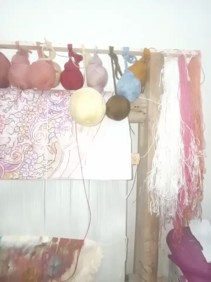 قالی بافی با تمام وسایل دفعه چاقو شیش|تابلو فرش|تبریز, |دیوار