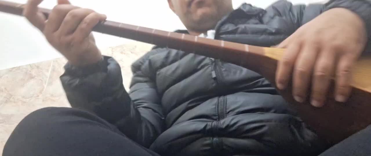 دوتار|سازهای سنتی|بجنورد, |دیوار