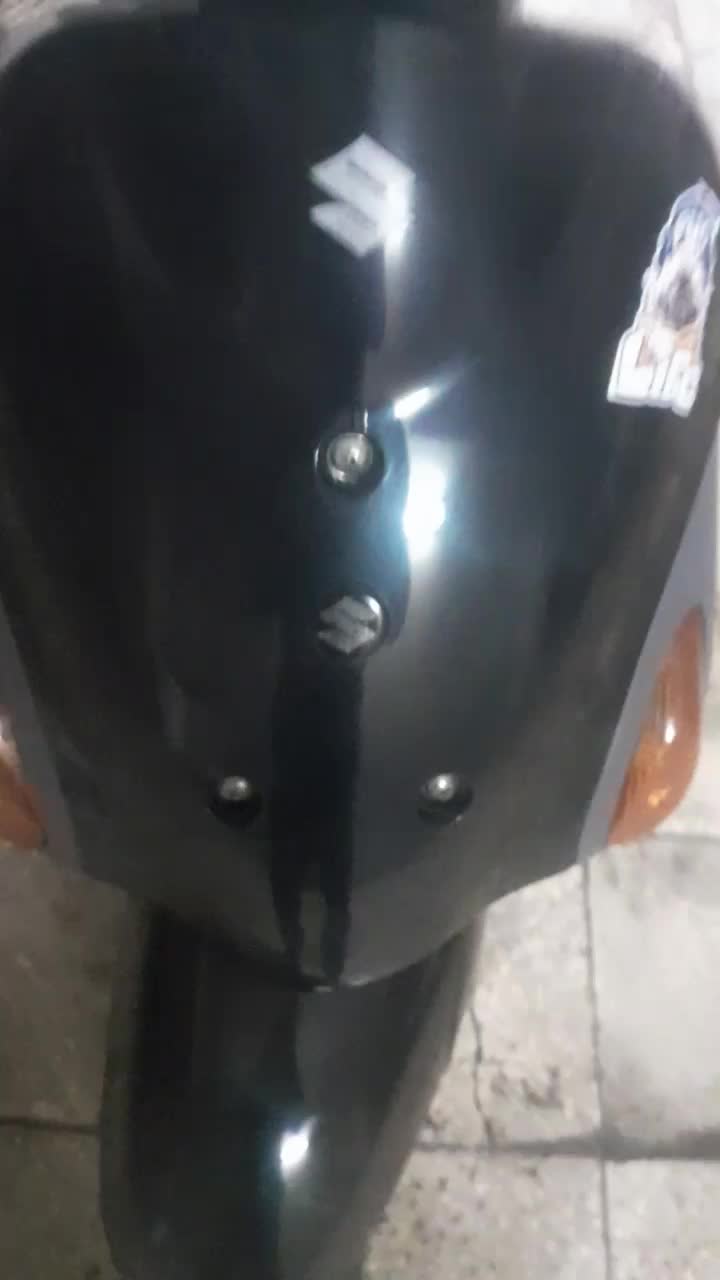 پاکشتی لتس4|موتورسیکلت|ری, شهادت|دیوار