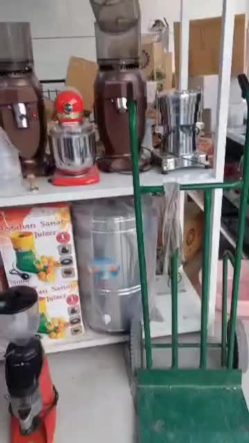یخچال و فریزر ۶۰ سانتی واب زنجفیل گیر باسکول|کافی‌شاپ و رستوران|اصفهان, برلیان|دیوار
