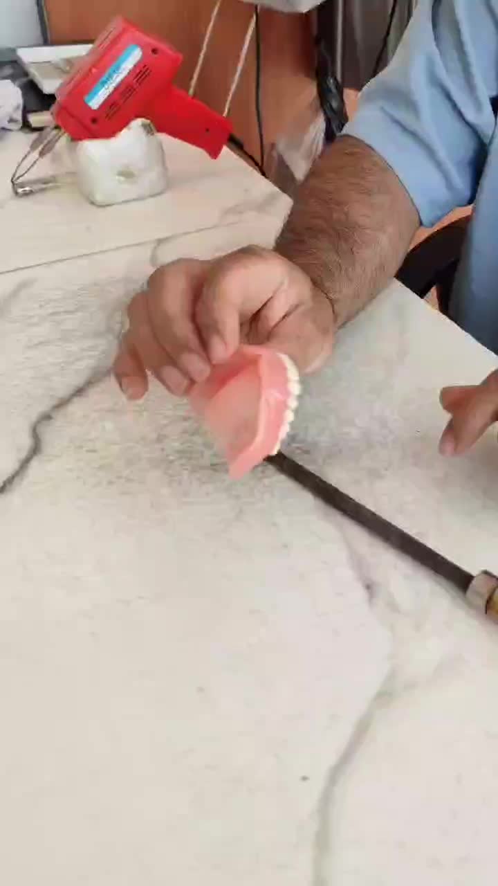 دندان ساز تجربی صدف با بیش از پانزده سال سابقه|آرایشی، بهداشتی، درمانی|سریش آباد, |دیوار