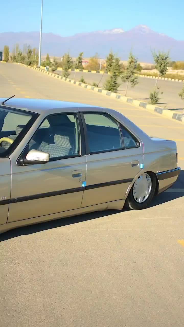 پژو۴۰۵ مدل۸۳ لوازمی|خودرو سواری و وانت|اردبیل, |دیوار