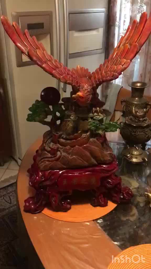 مجسمه عقاب و قلعه حجیم و بزرگ|مجسمه، تندیس، ماکت|تهران, مجیدیه|دیوار