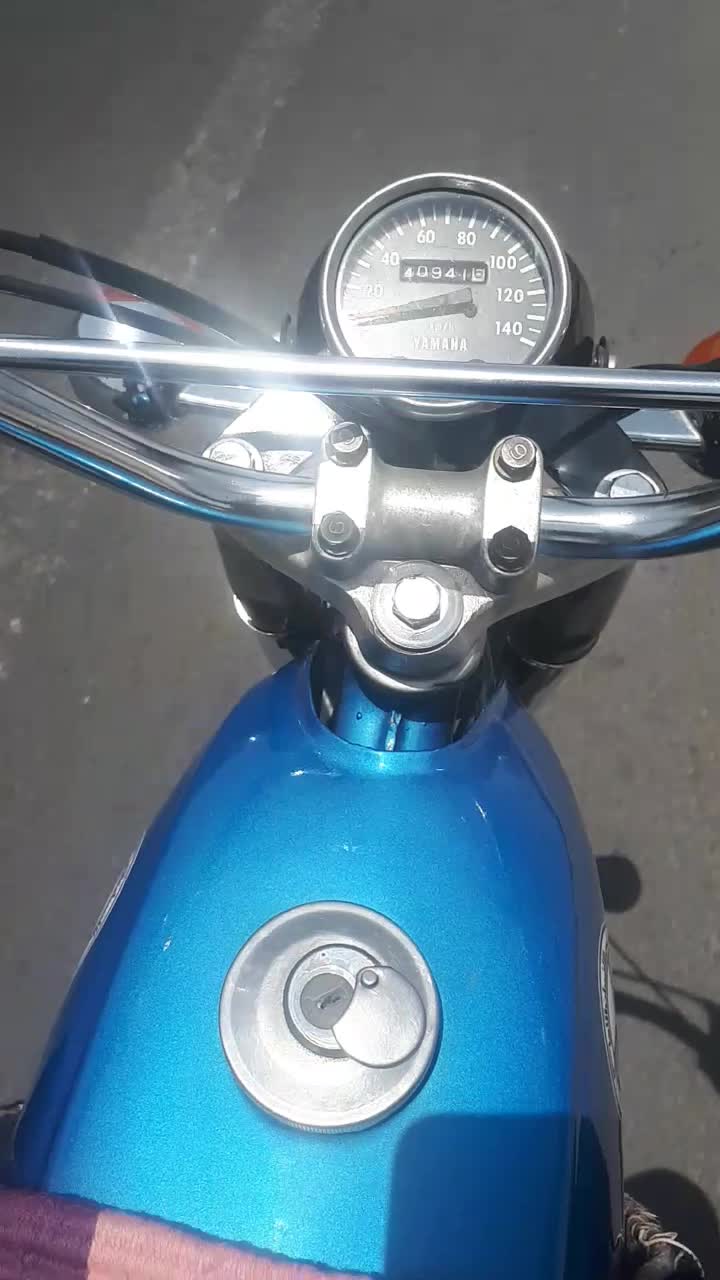 موتور یاماها ۱۰۰ کلکسیونی دوزمانه|موتورسیکلت|قم, شهر قائم|دیوار