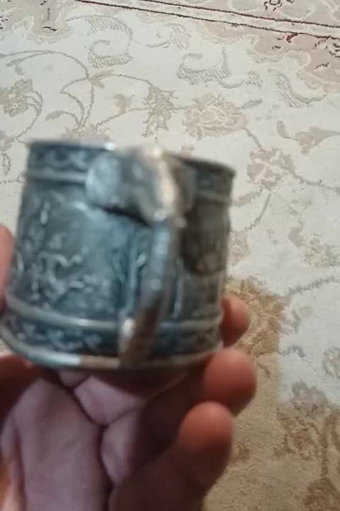 جام قدیمی با طرح حمله نادر شاه به هند(دهلی)|کلکسیون اشیاء عتیقه|سبزوار, قصبه غربی|دیوار