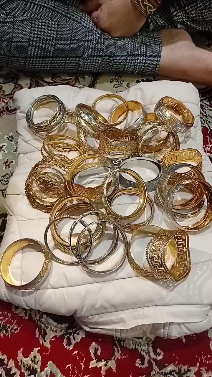 النگو|بدلیجات|آشخانه, |دیوار