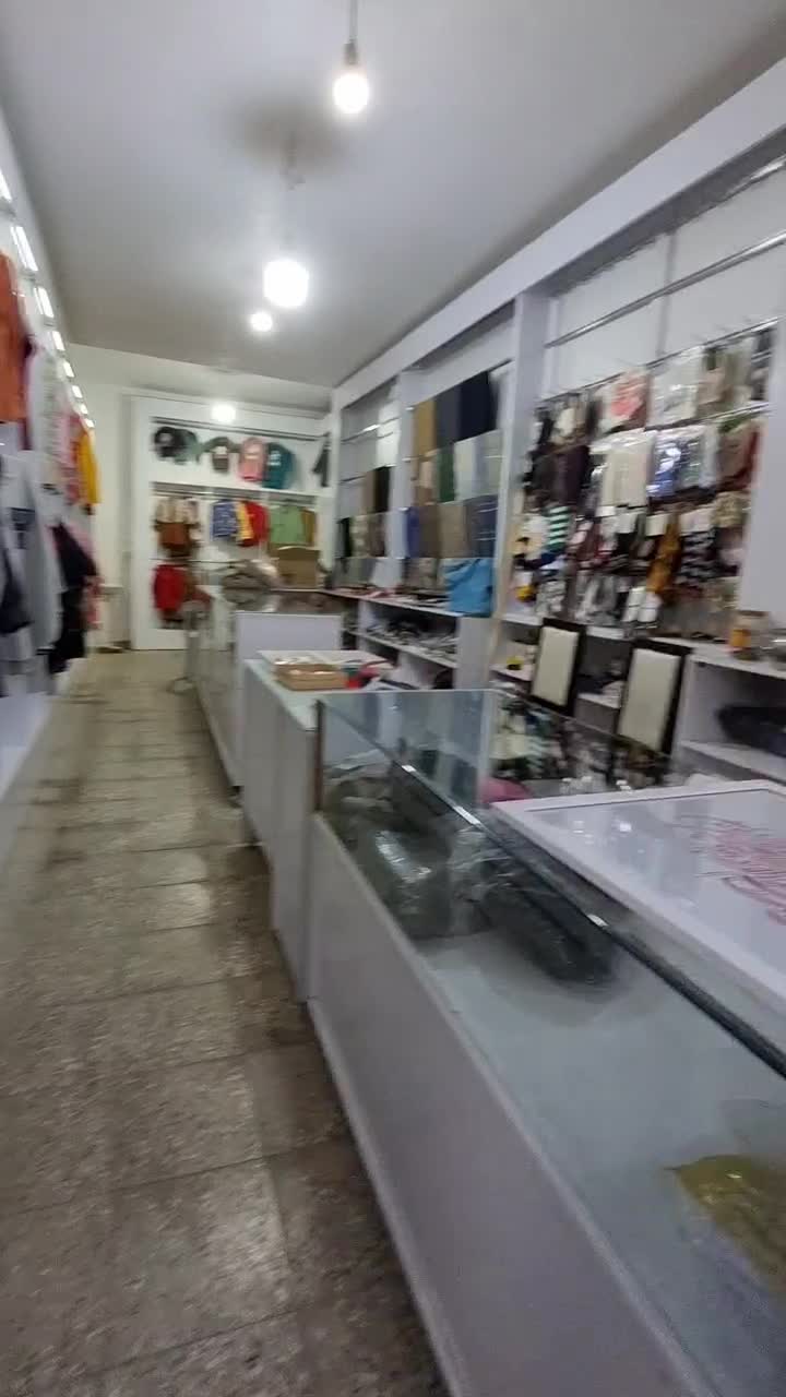 فروش گالری پوشاک (دکور و لباس )|عمدهفروشی|سربیشه, |دیوار