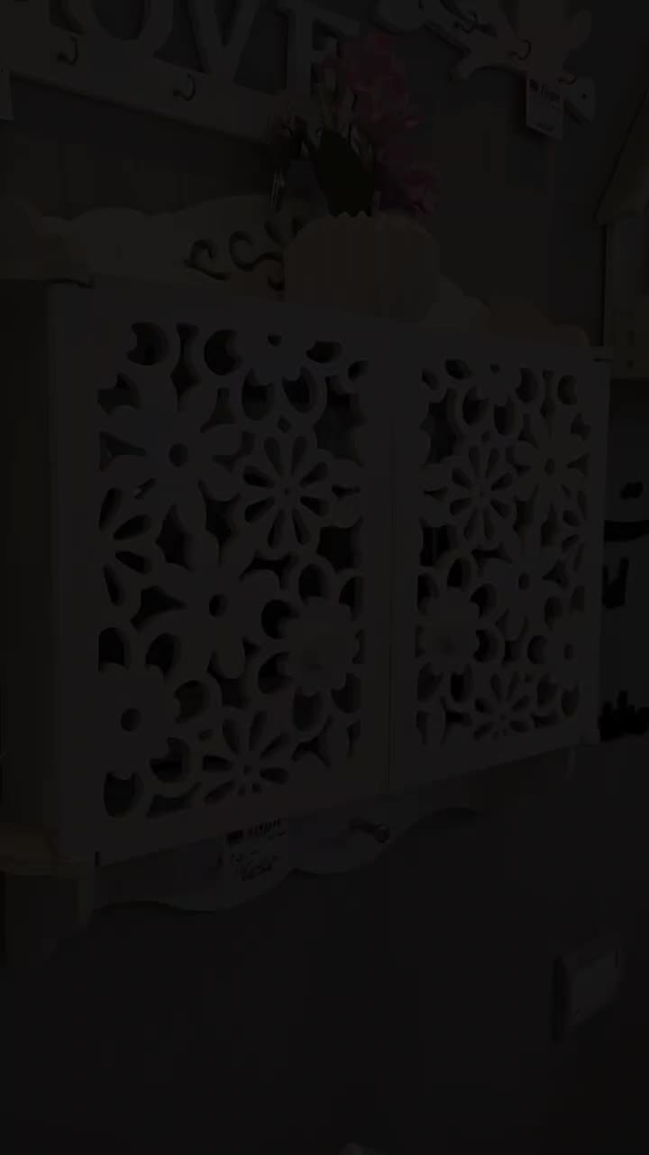 جا فیوزی|کتابخانه، شلف، قفسه‌های دیواری|برخوار, |دیوار