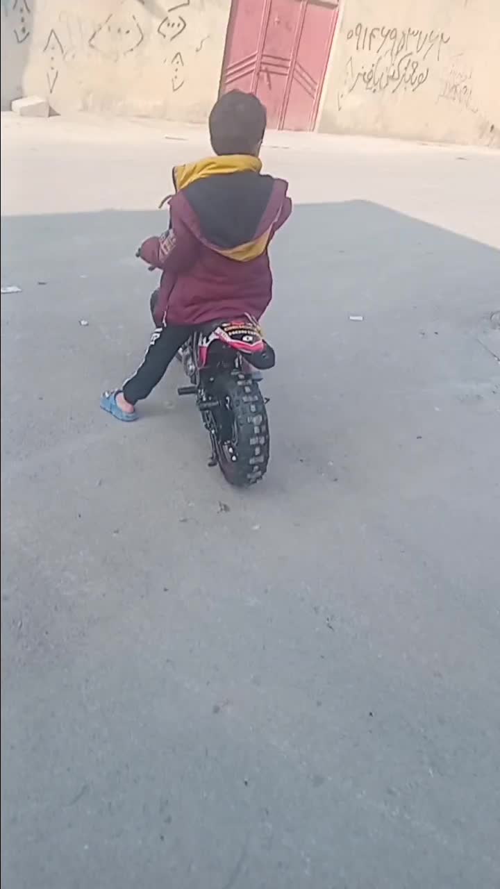 موتور|اسباب‌بازی بچه|بناب, |دیوار