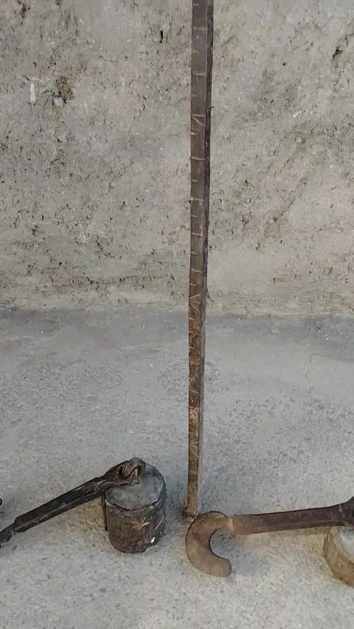 تعدادی قپان قدیمی. ترازو|کلکسیون اشیاء عتیقه|کاشان, فاز ۲ ناجی آباد|دیوار