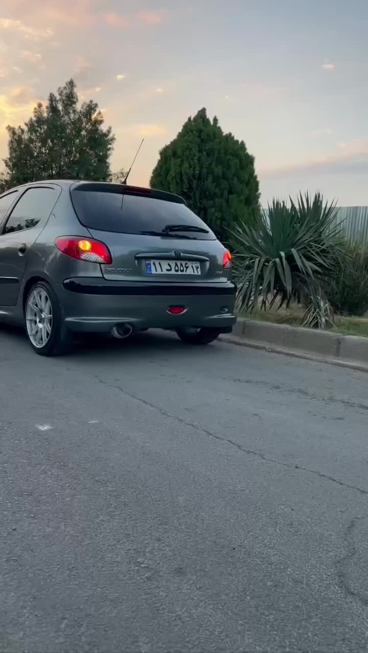 206لوازمی|خودرو سواری و وانت|شهرضا, |دیوار